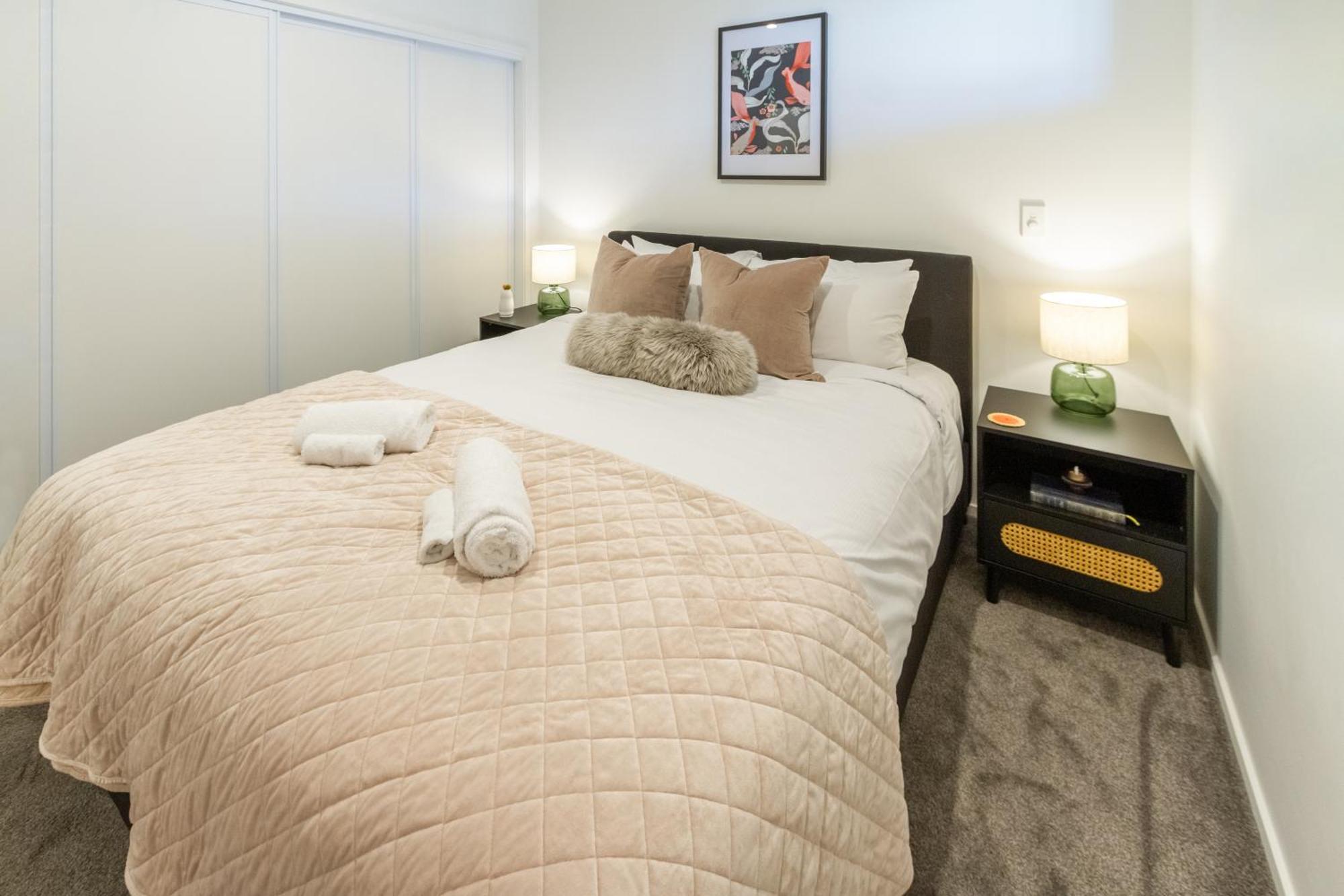 Cozy 1-Bed Apartment With Park Views, Sleeps 4 Κράισττσερτς Εξωτερικό φωτογραφία